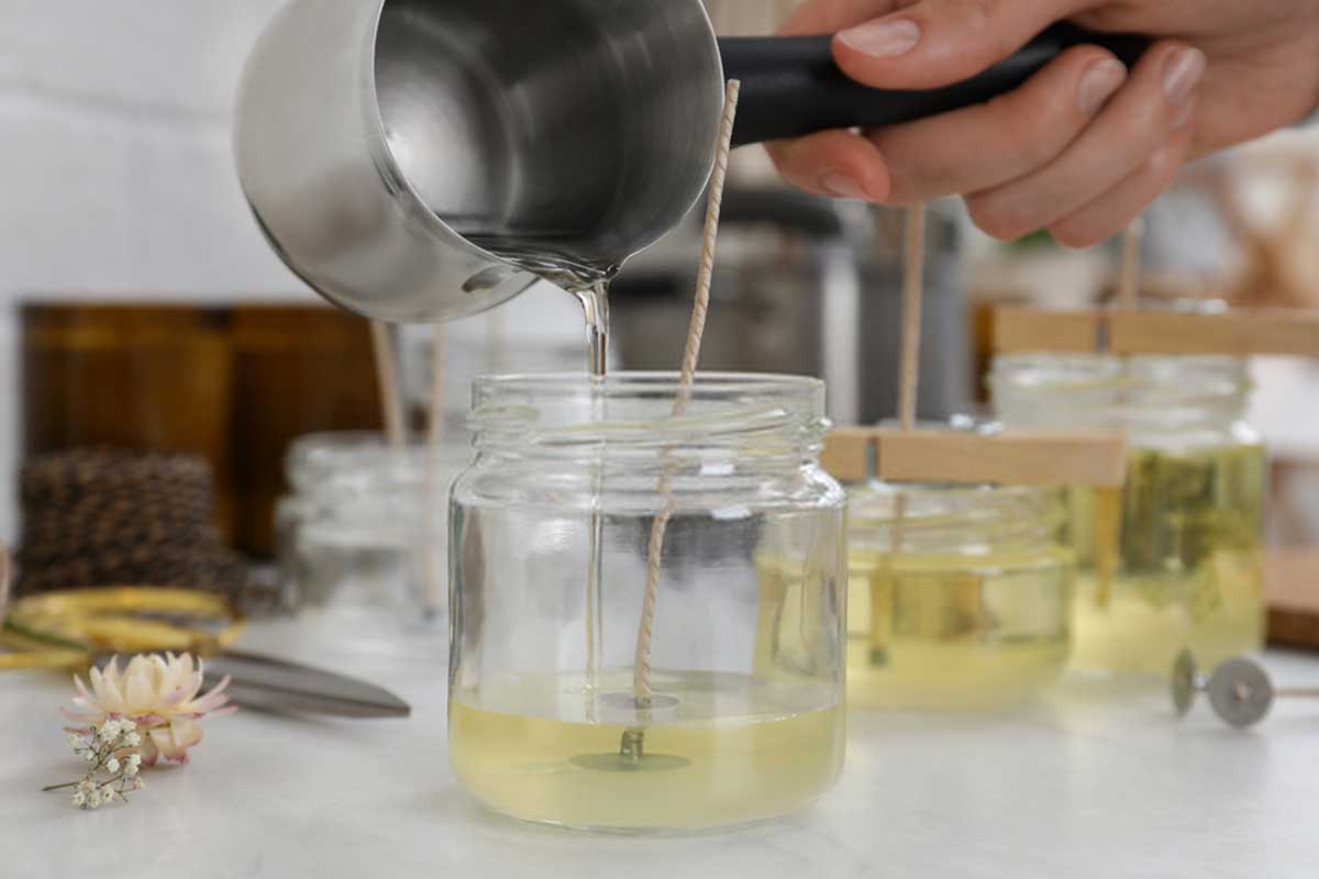 How to Use Essential Oils in Your CandleMaking Projects